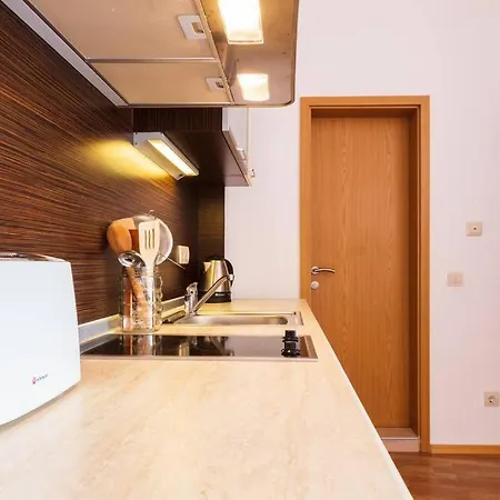 Lovely In Peaceful Family Near To Nesebar Appartement