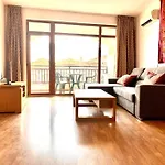 Lovely In Peaceful Family Near To Nesebar